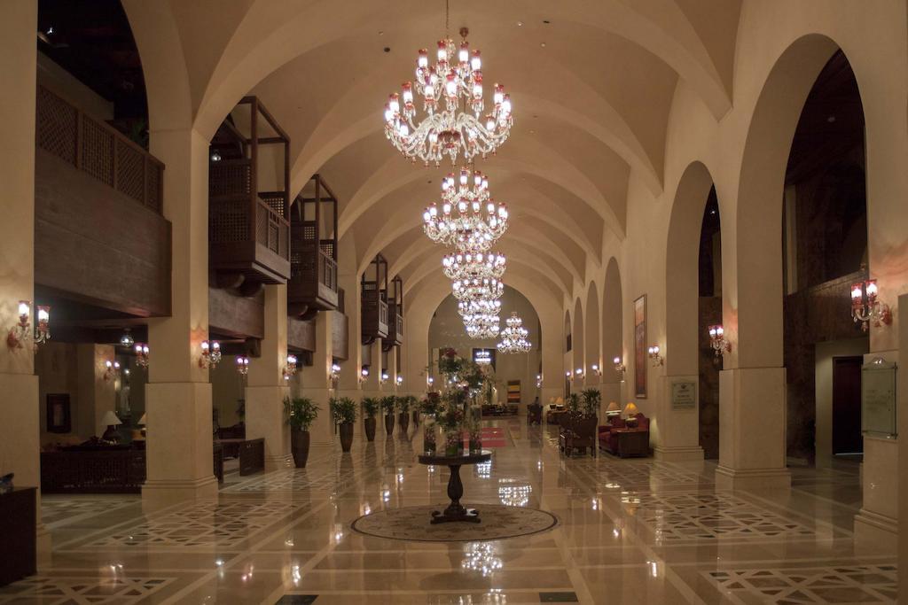 Islamabad Serena Hotel ภายนอก รูปภาพ