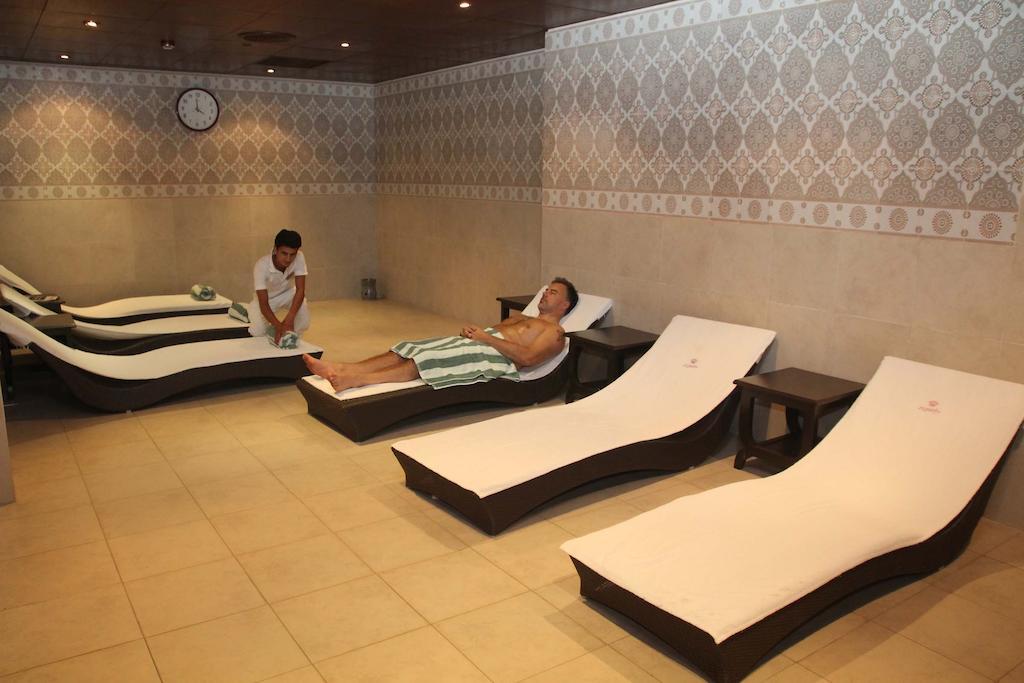 Islamabad Serena Hotel ภายนอก รูปภาพ