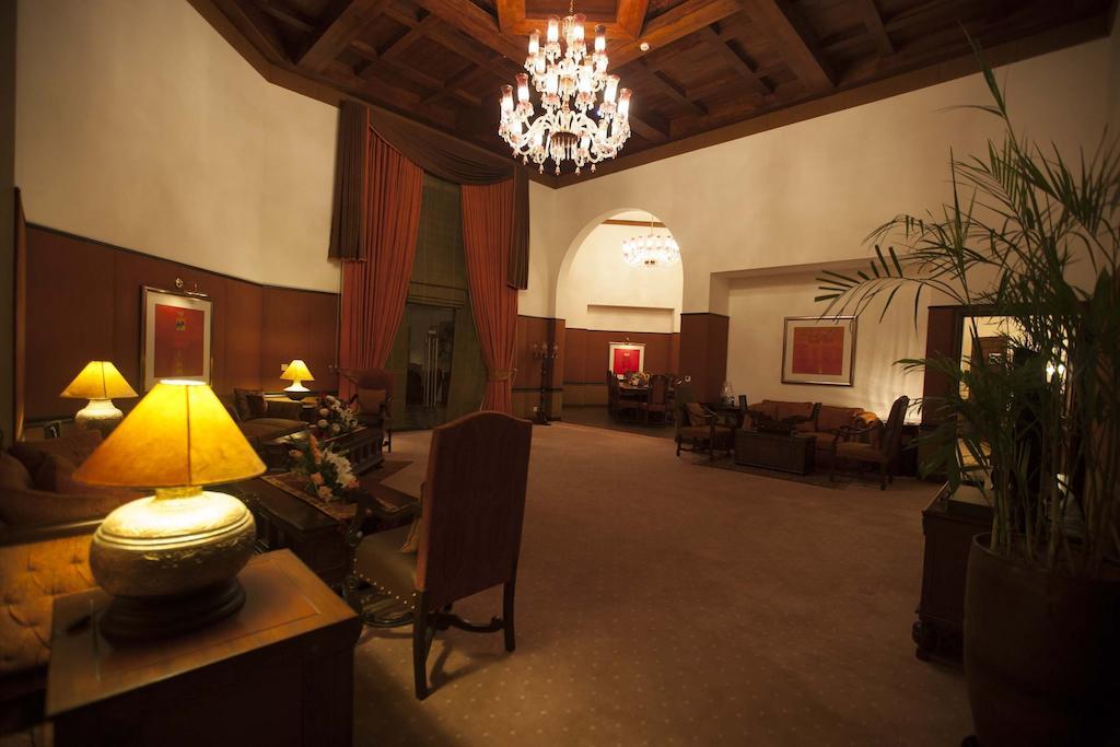 Islamabad Serena Hotel ภายนอก รูปภาพ