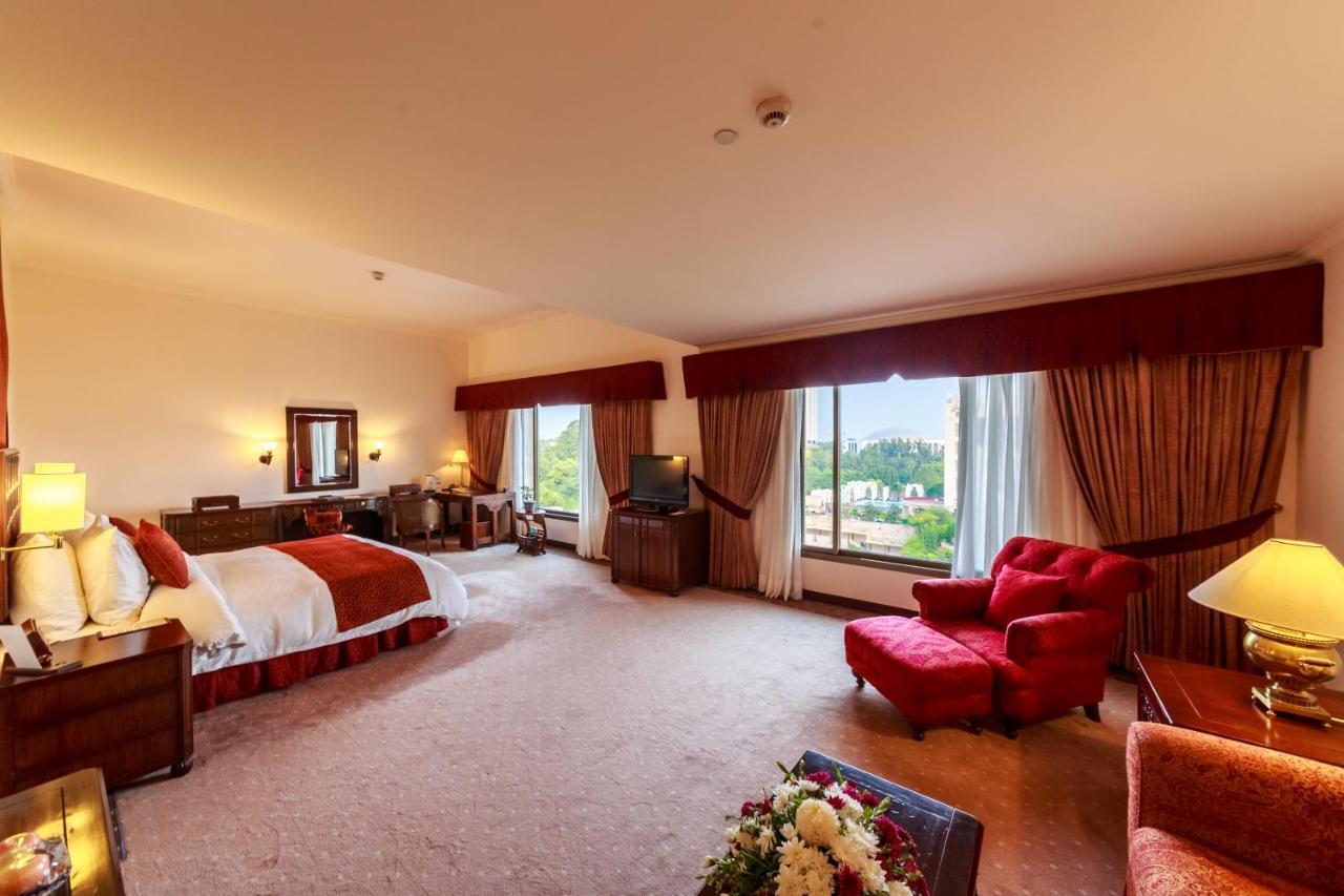 Islamabad Serena Hotel ภายนอก รูปภาพ