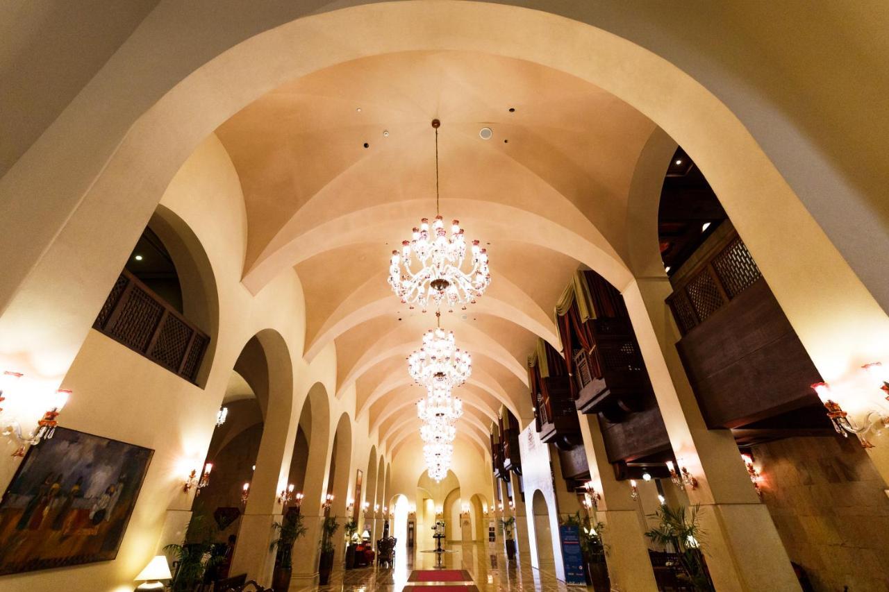 Islamabad Serena Hotel ภายนอก รูปภาพ
